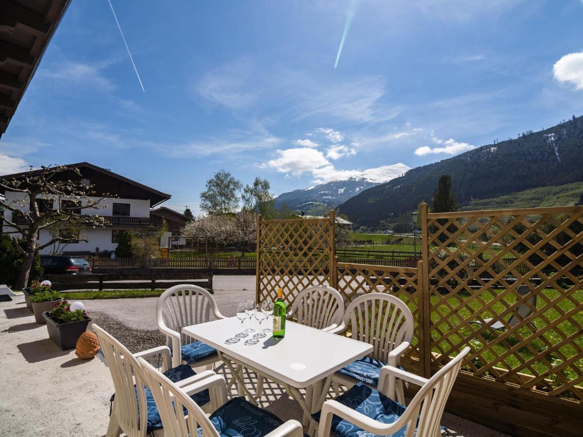 Modern Apartment Near Ski Area In M Hlbach Dorf  Eksteriør billede